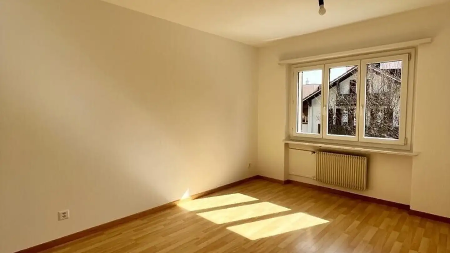 Wohnung mieten - Chemin Emile-Ganguillet / Emile-Ganguillet-Weg 20, 2503 Biel/Bienne - Foto 2