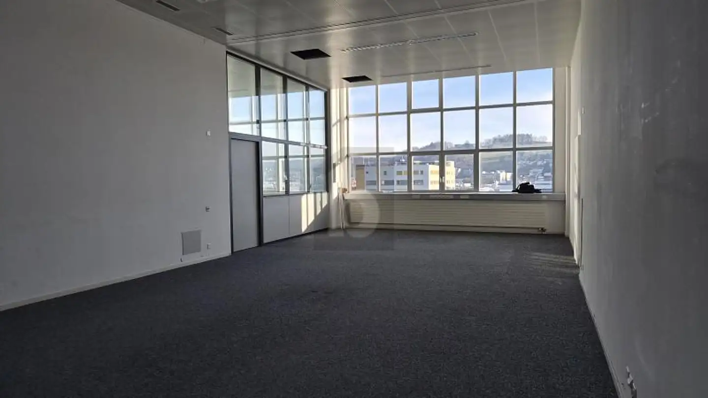 Bürofläche mieten - 8184 Bachenbülach - Foto 2