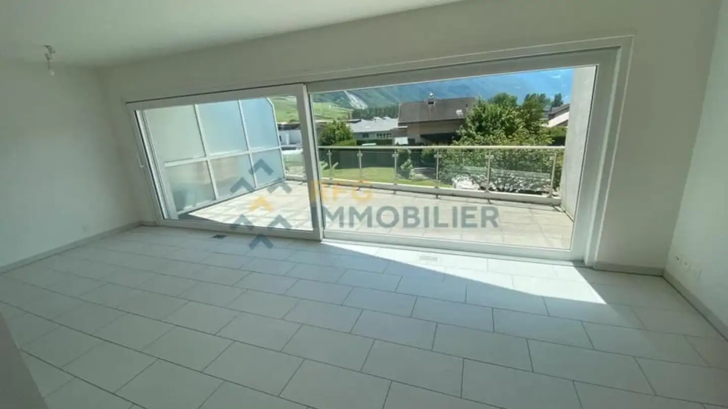 Apartment for rent - Avenue De La Gare 36, 1906 Charrat - Photo 2