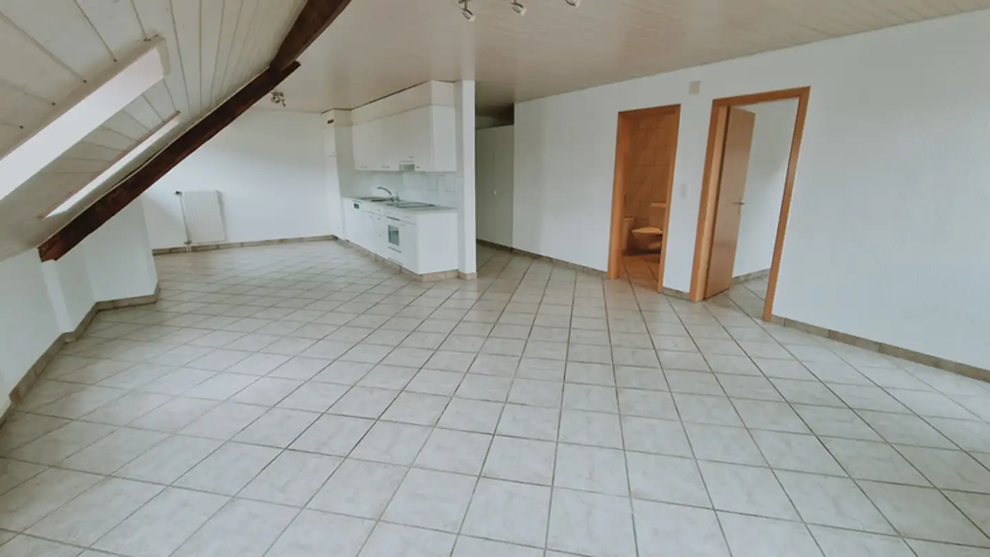 Appartement à louer - Les Colonges 94, 2906 Chevenez