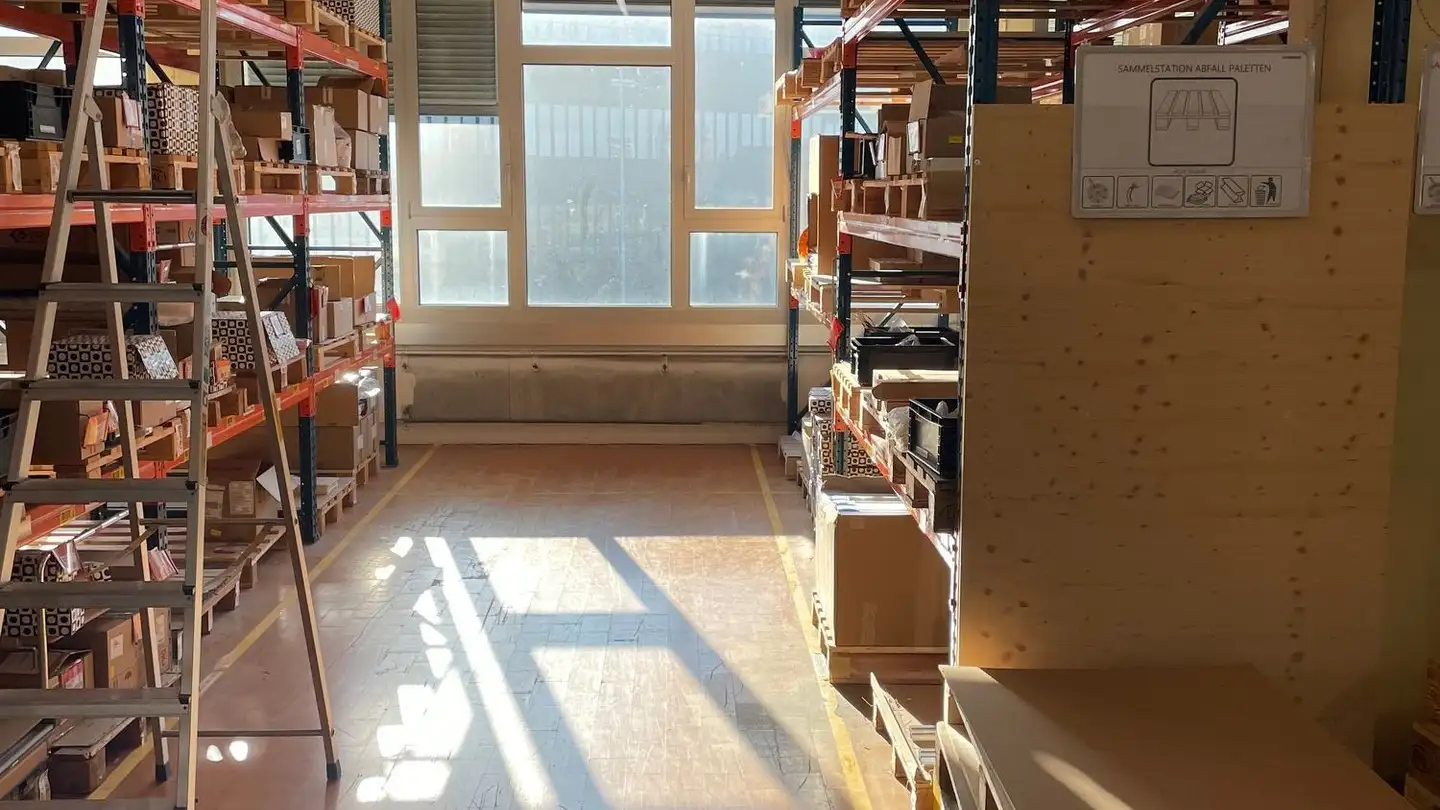 Industrial property for rent - Dornacherstrasse 390, 4053 Basel