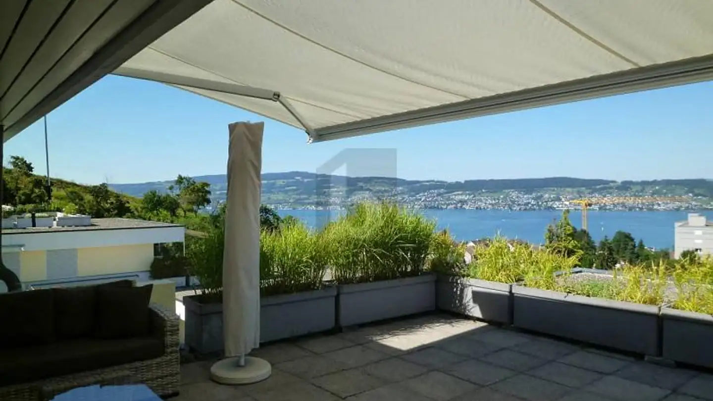 Appartement en terrasse à louer - 8820 Wädenswil