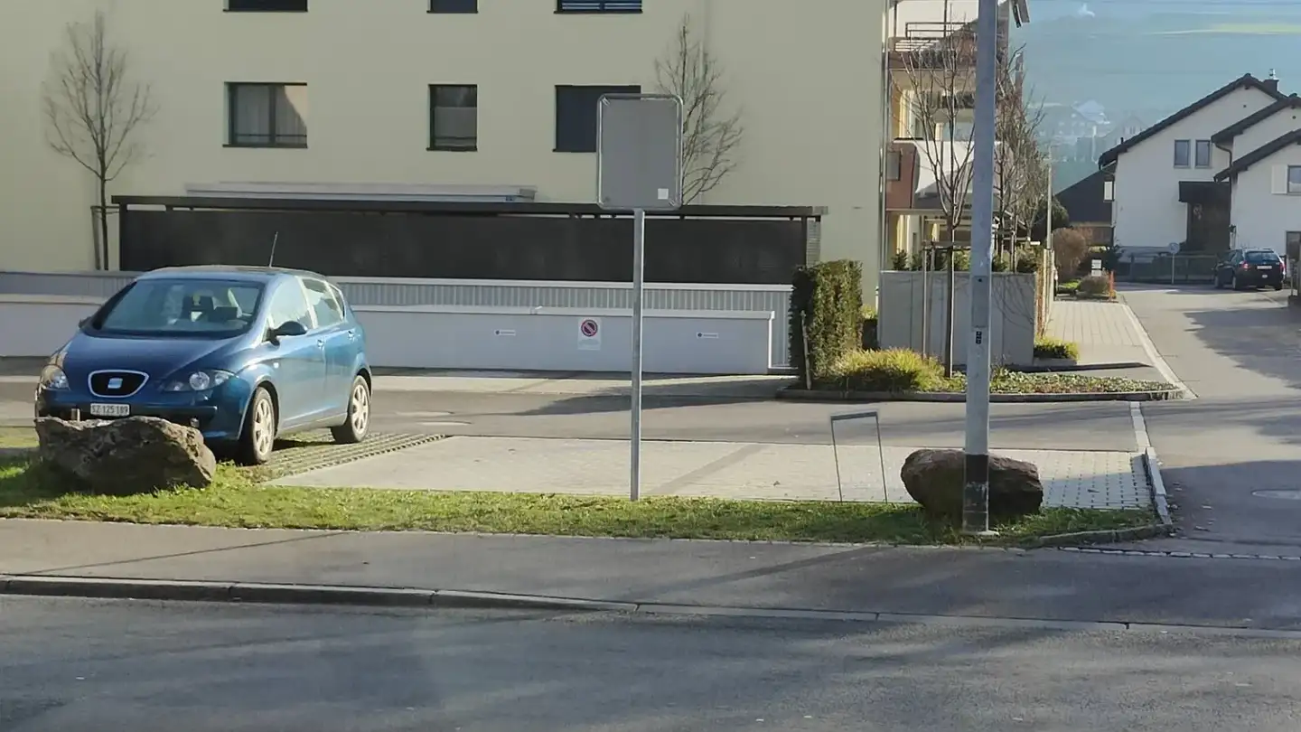 Parcheggio sotterraneo in affitto - Sonnmattstrasse 1, 8854 Siebnen
