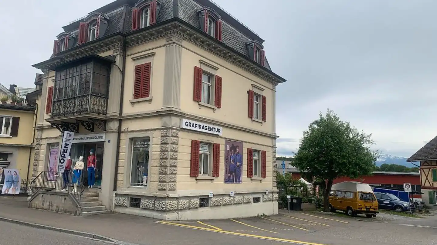 Commercial for rent - Rapperswilerstrasse 7, 8630 Rüti ZH - Photo 2