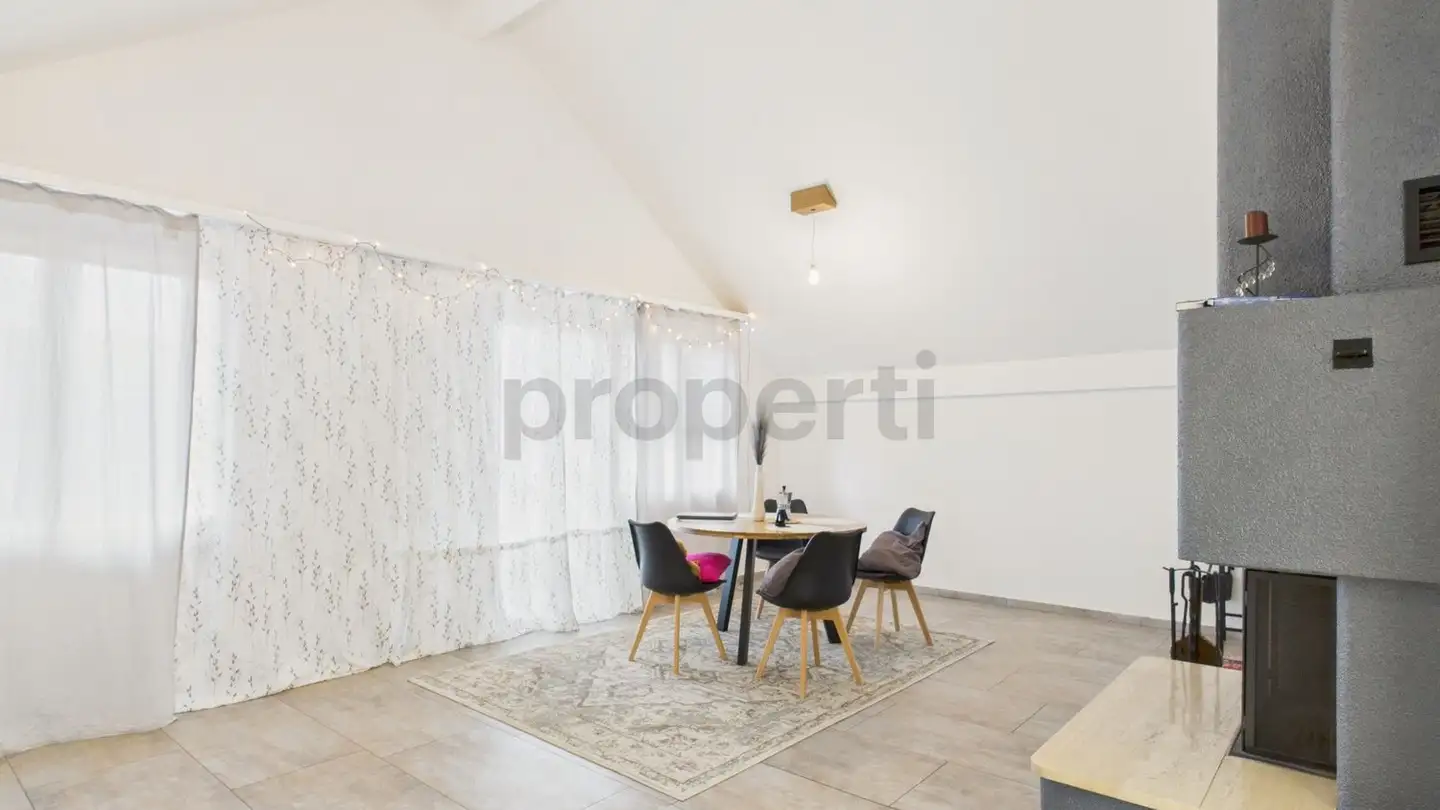 Dachgeschosswohnung mieten - 8560 Märstetten