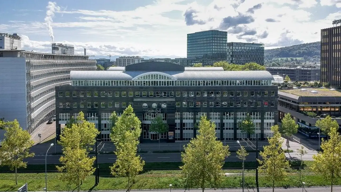 Tiefgaragenstellplatz mieten - Thurgauerstrasse 54, 8050 Zürich
