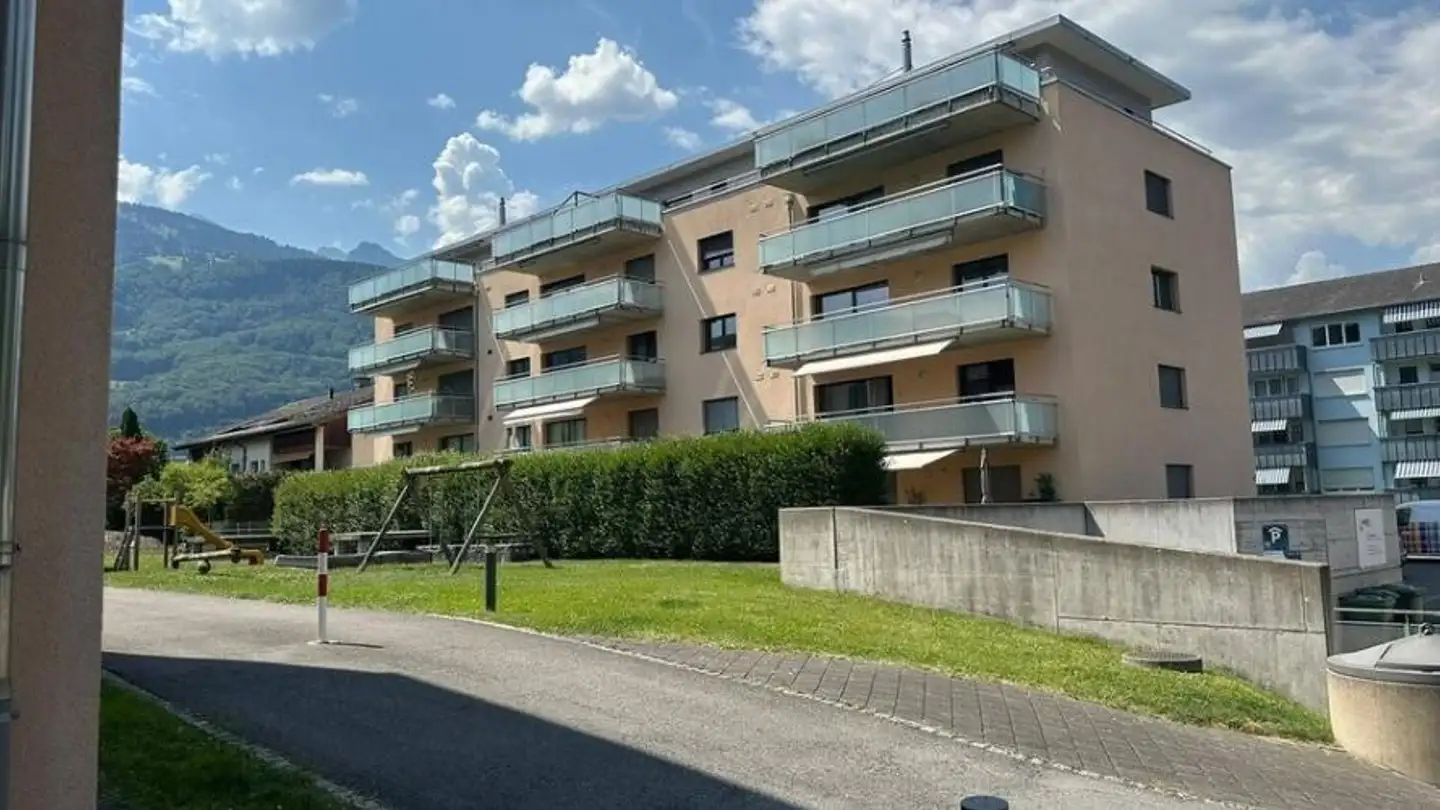 Garage singolo in affitto - Guschastrasse 35, 9475 Sevelen