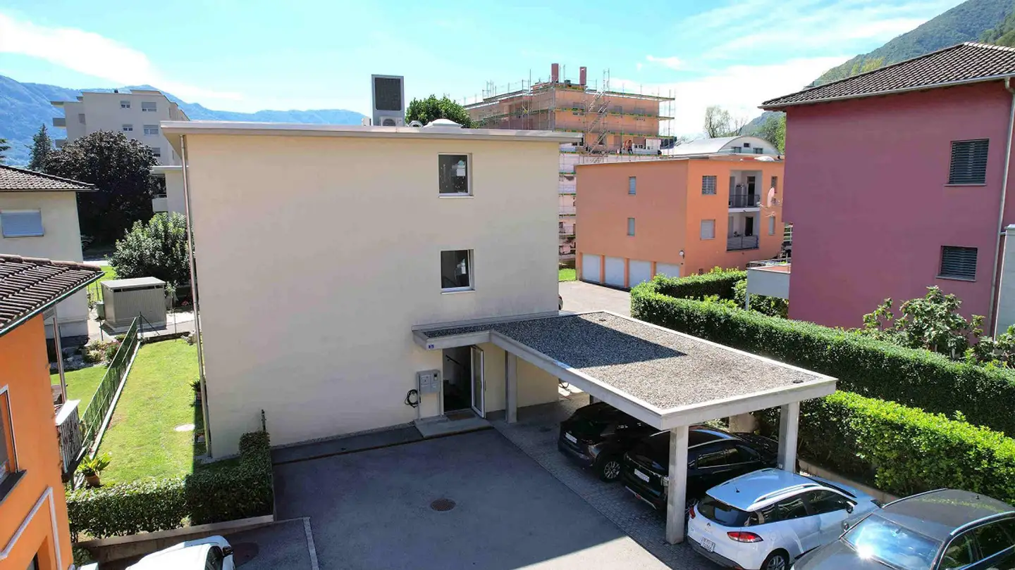 Apartment for rent - Via Al Fiume, 6500 Bellinzona - Photo 2