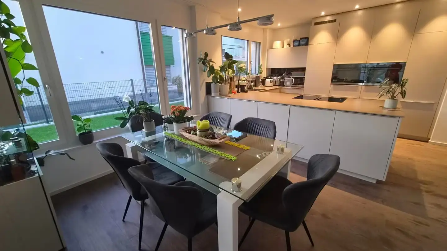 Zimmer mieten - Bahnhofstrasse 14, 8852 Altendorf