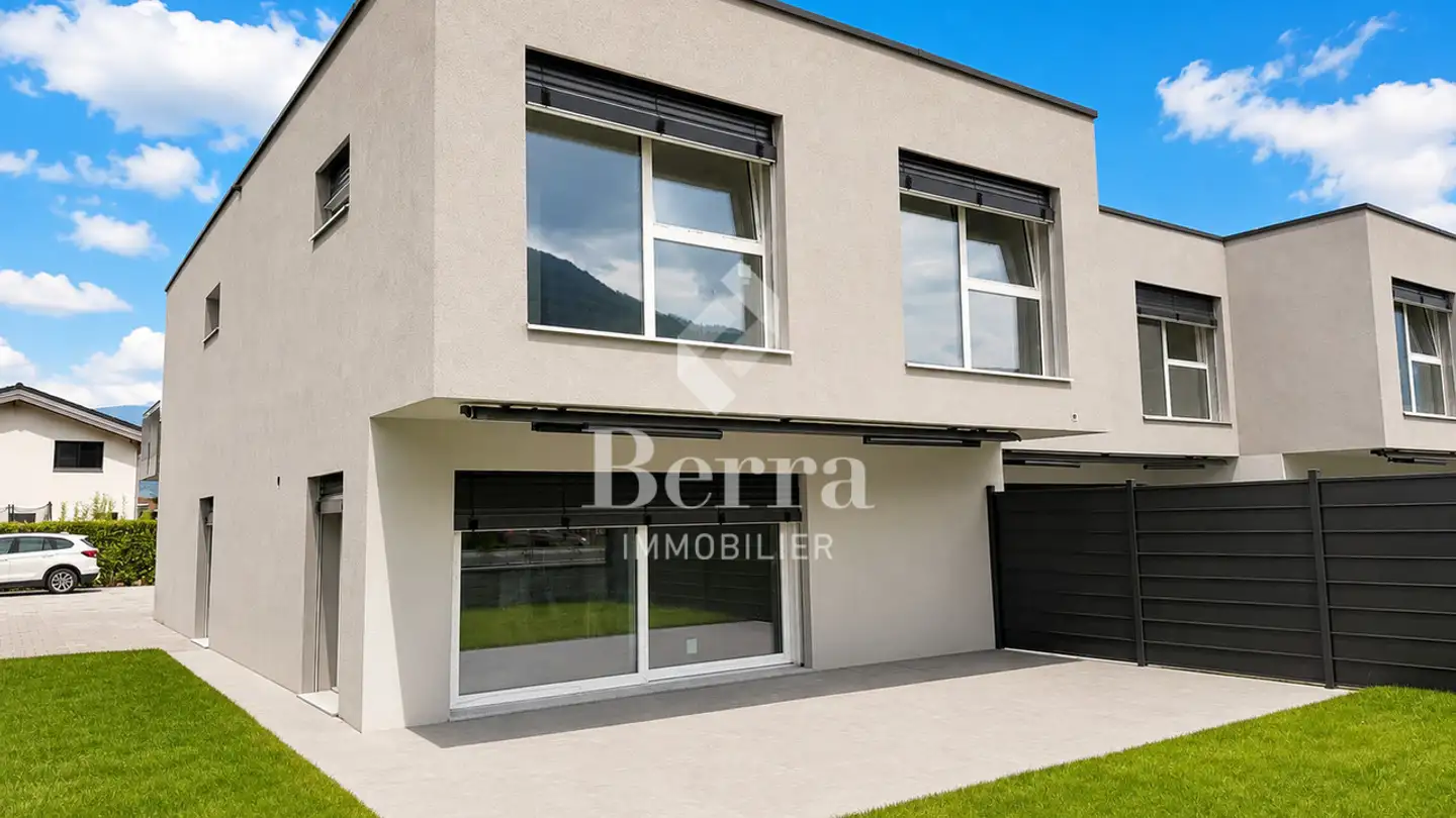 Row house for sale - Route Du Montagnier, 1868 Collombey