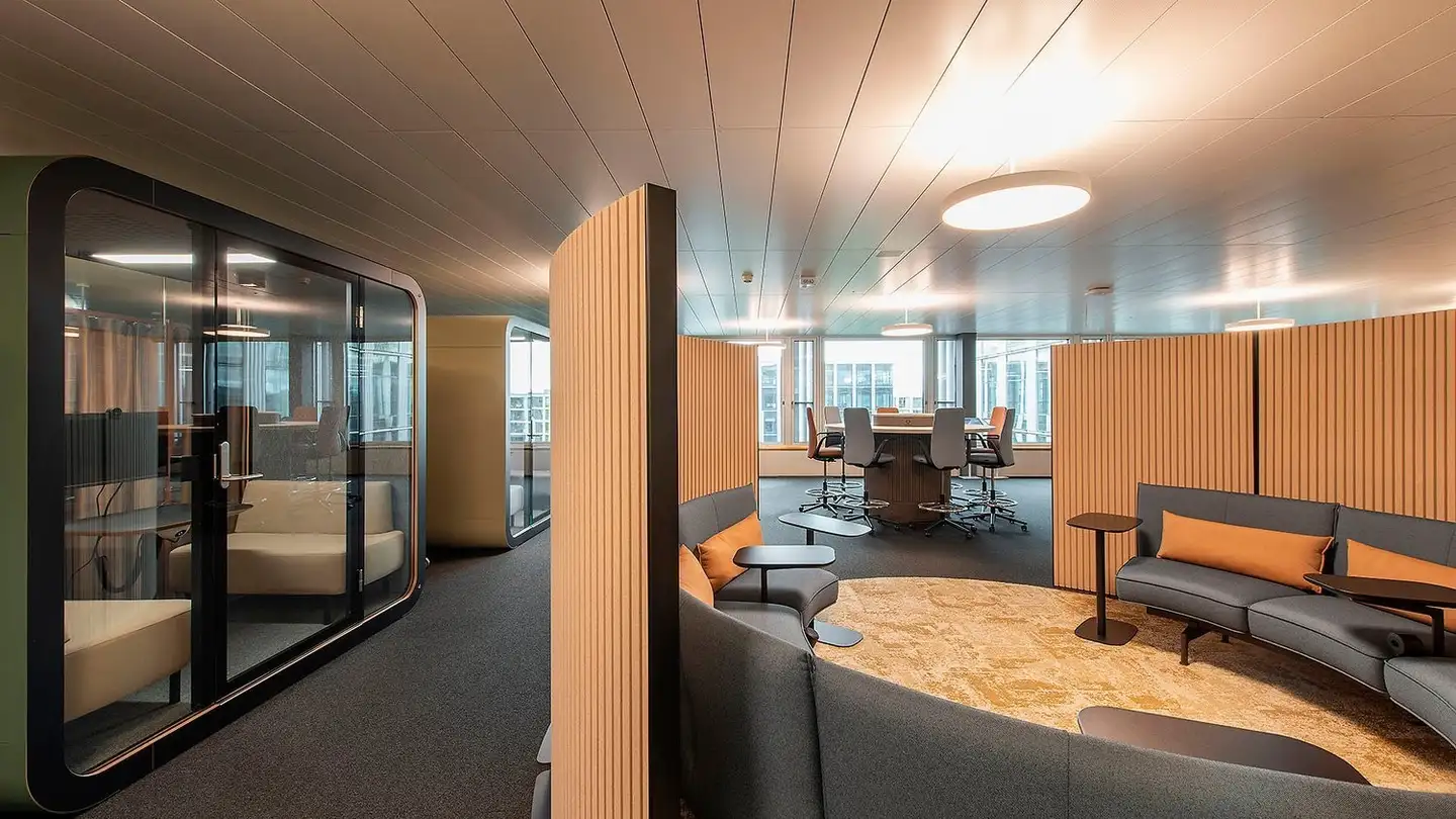 Bureau à louer - Hagenholzstrasse 60, 8050 Zürich