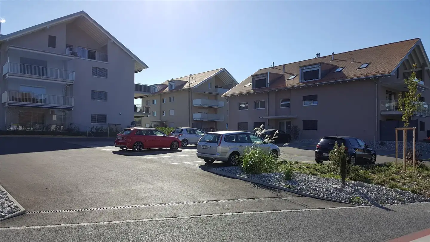 Outdoor parking space for rent - Rue Du Verneret 8, 1373 Chavornay