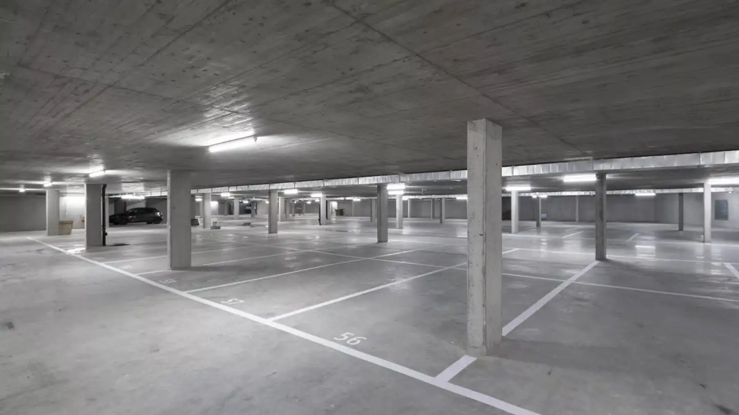 Tiefgaragenstellplatz mieten - Route D'antzère, 1964 Conthey - Foto 3