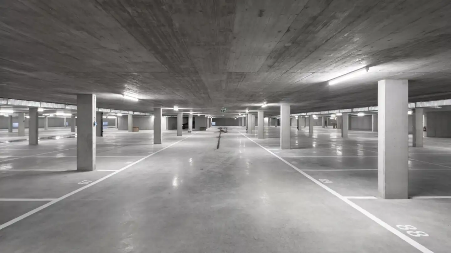 Tiefgaragenstellplatz mieten - Route D'antzère, 1964 Conthey - Foto 4