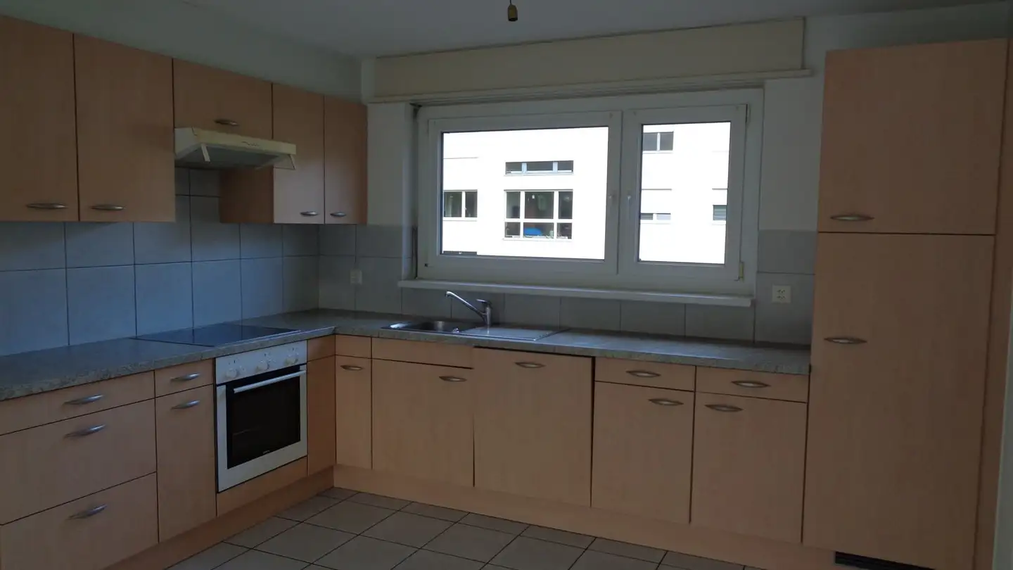 Appartamento in affitto - Sur-Menué 27, 2740 Moutier - Photo 2