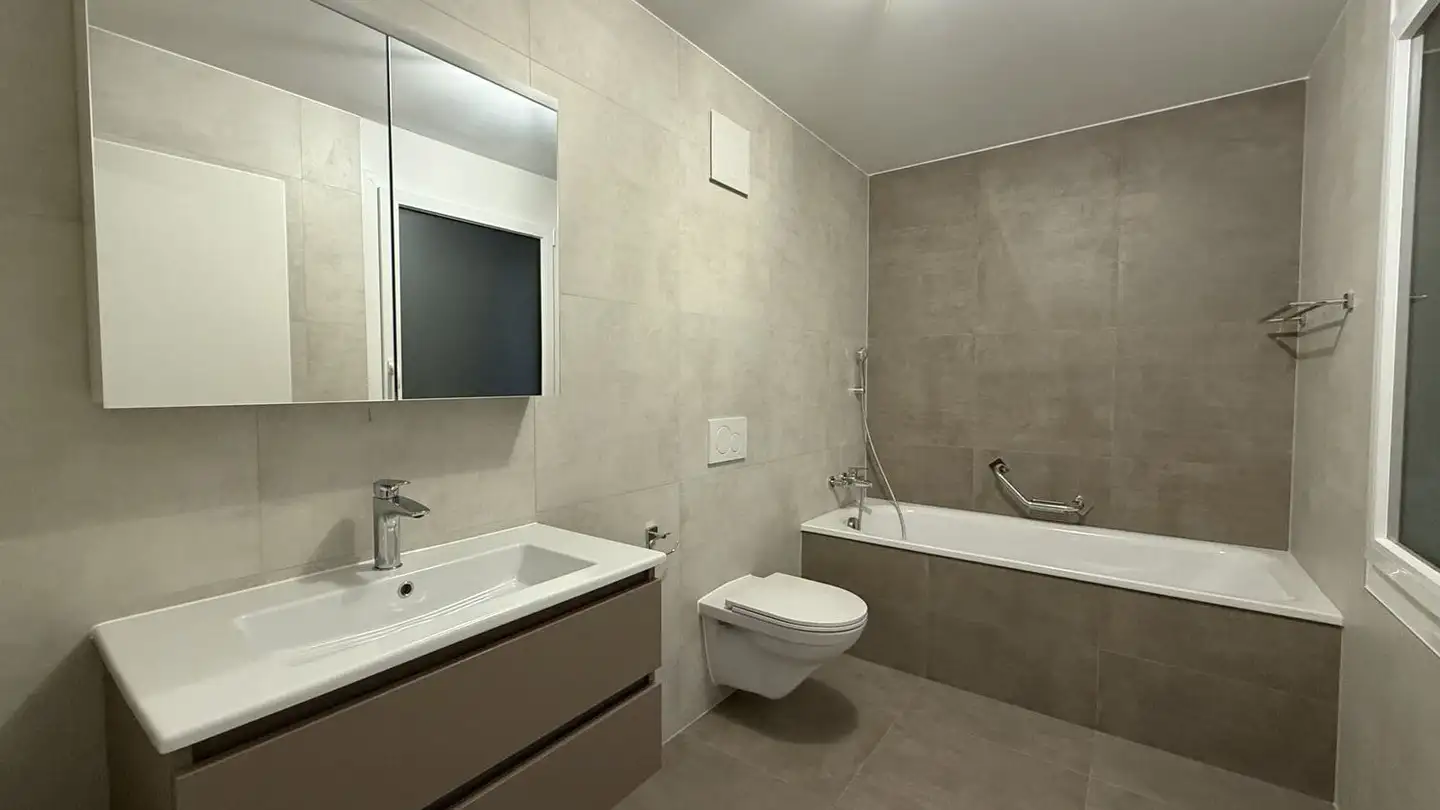 Appartement à louer - Route De La Côte 19, 1566 St-Aubin FR - Photo 4