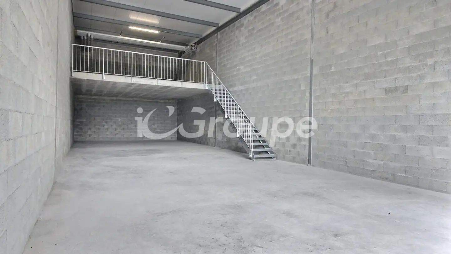 Storage space for rent - 1907 Saxon