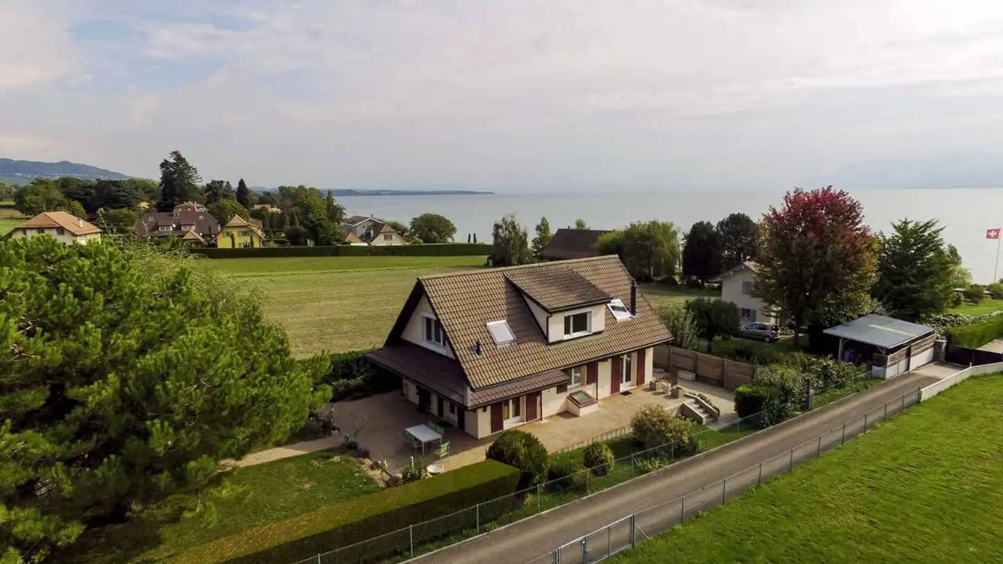 Single house for rent - 1195 Dully