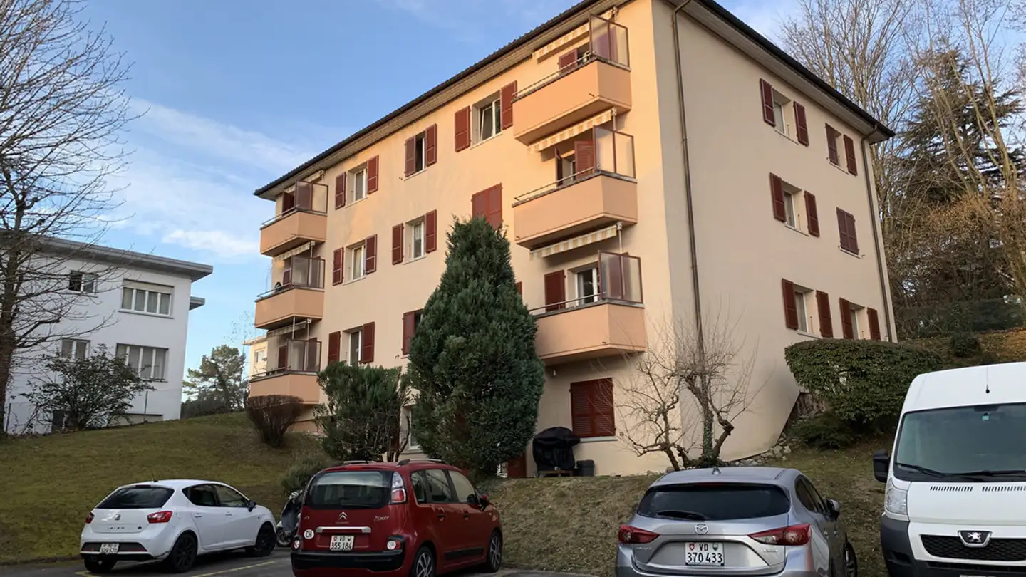 Outdoor parking space for rent - Chemin Du Levant 120, 1005 Lausanne