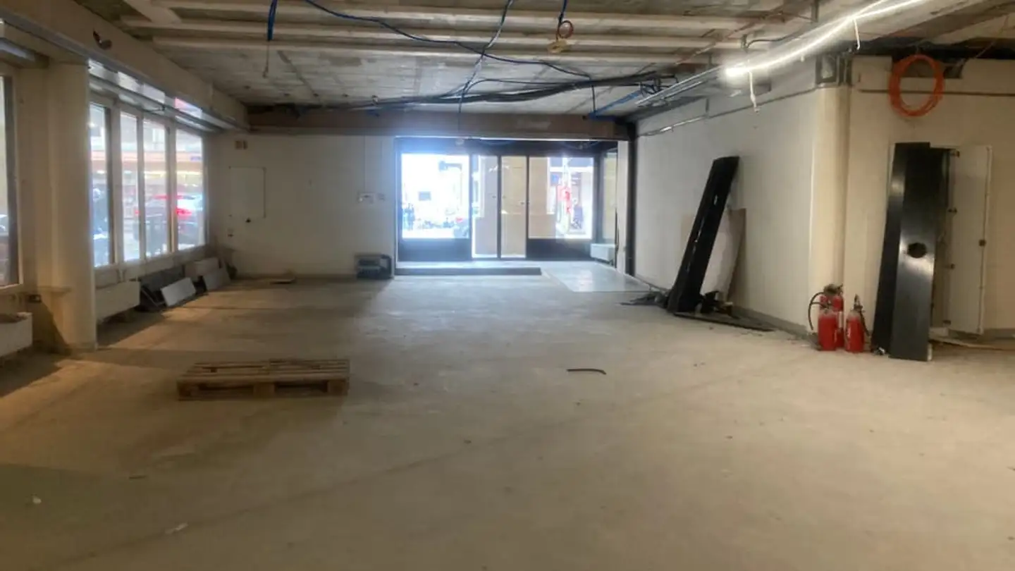 Commercial for rent - Rue De Lausanne 11, 1201 Genève - Photo 2