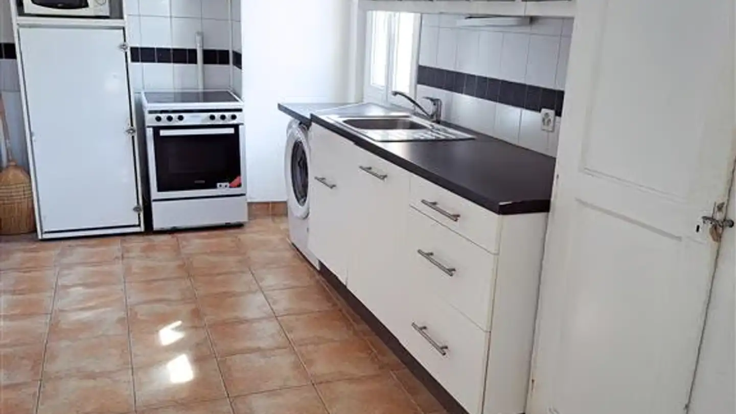 Apartment for rent - Rue Centrale, 3960 Sierre - Photo 2