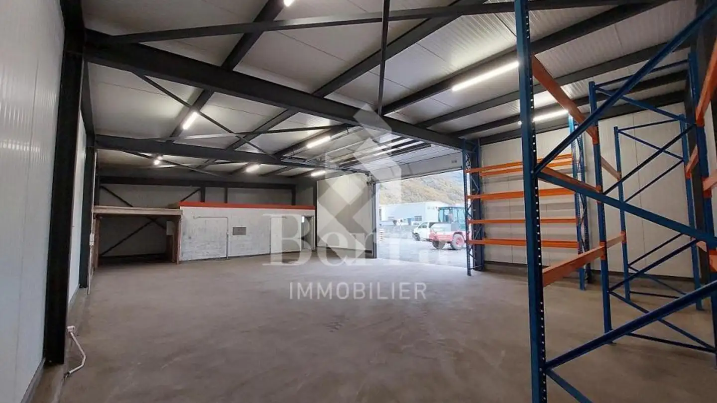 Commercial à vendre - 1907 Saxon