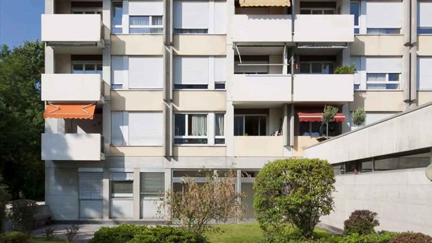 Place de parking extérieure à louer - Route De Chancy 26, 1213 Petit-Lancy - Photo 3