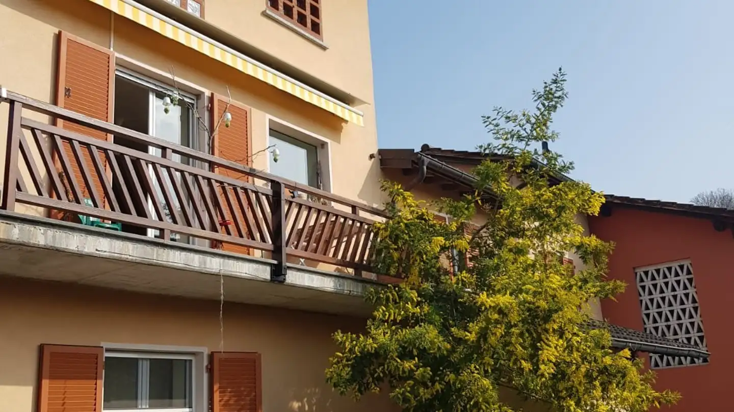 Appartement à louer - 6852 Genestrerio