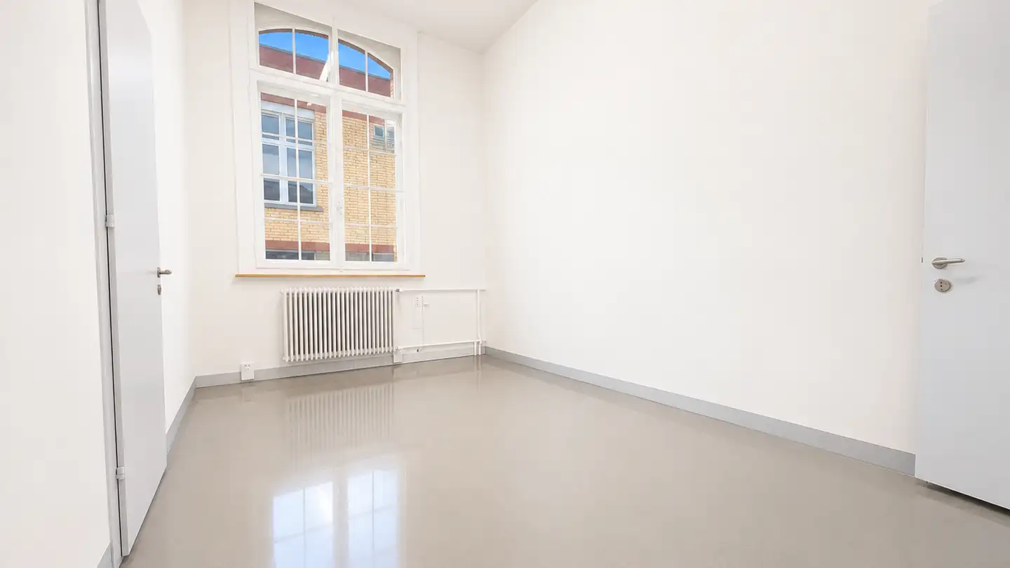 Commercial for rent - Madetswilerstrasse 27, 8332 Russikon - Photo 2