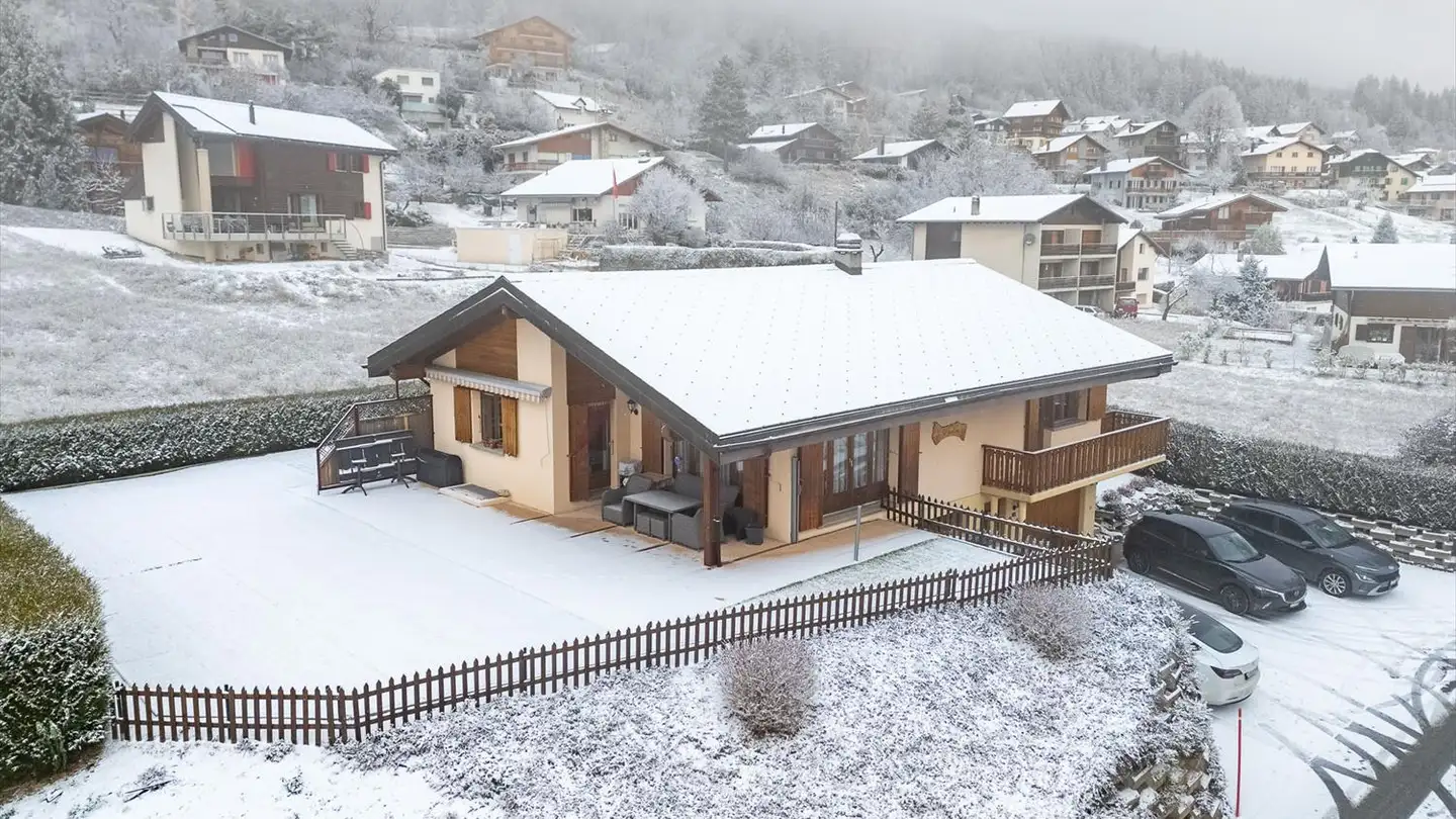 Single house for sale - Rue De La Batteuse 28, 3963 Montana