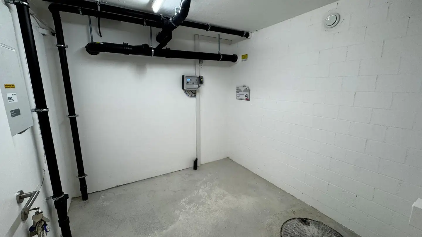 Hobby room for rent - Roswiesenstrasse 133, 8051 Zürich