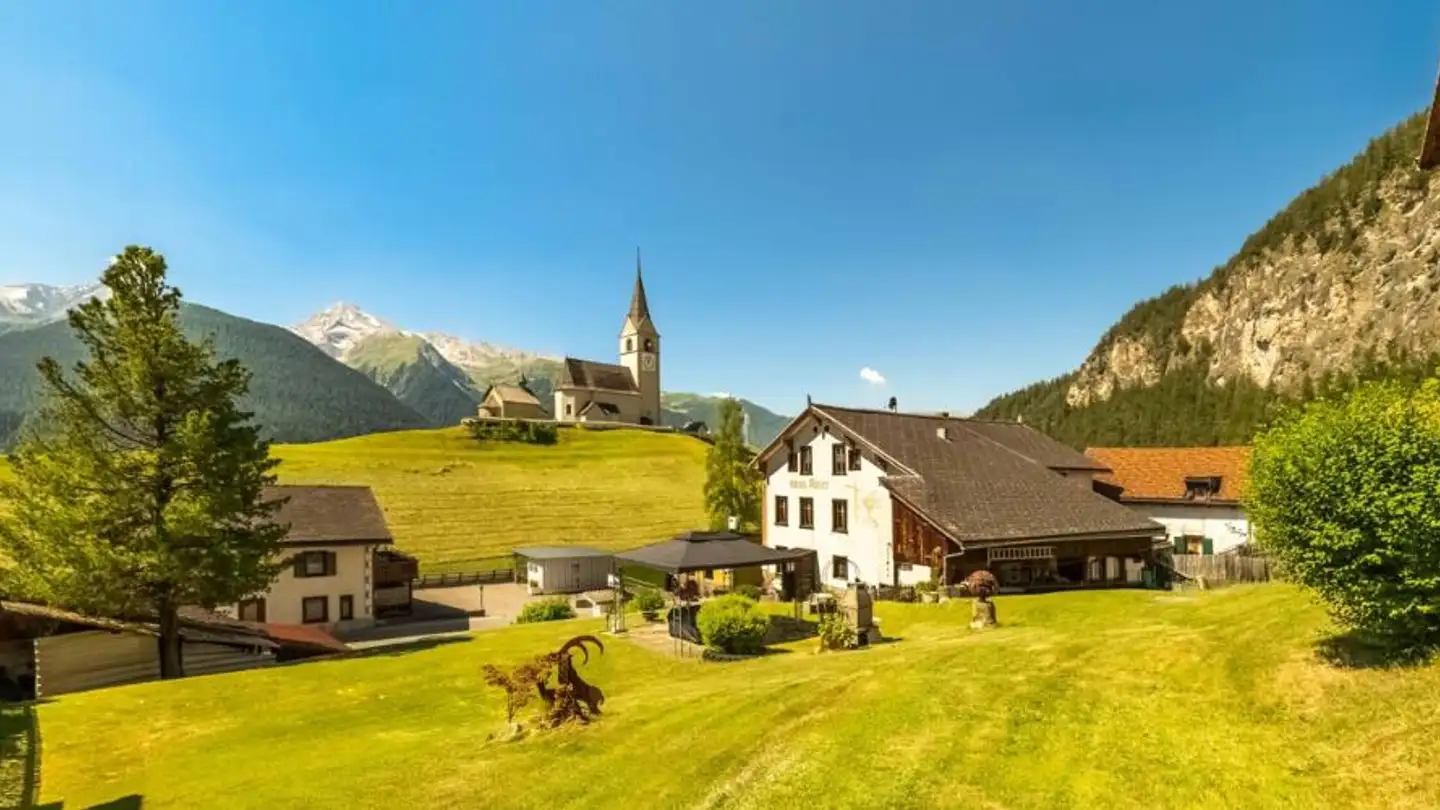 Residential building for sale - 7493 Schmitten (Albula)