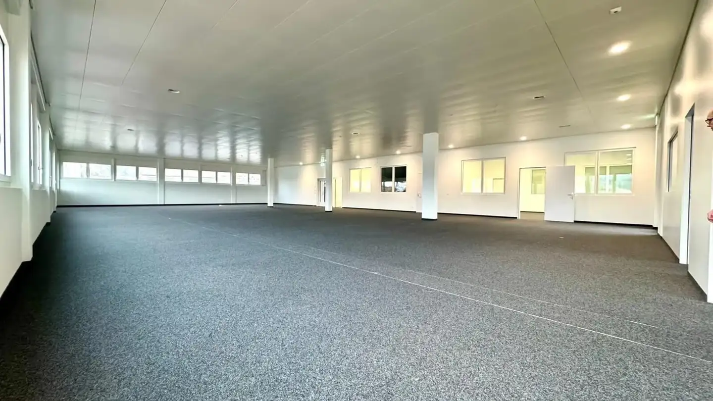 Bürofläche mieten - Grosszelgstrasse 15, 5436 Würenlos