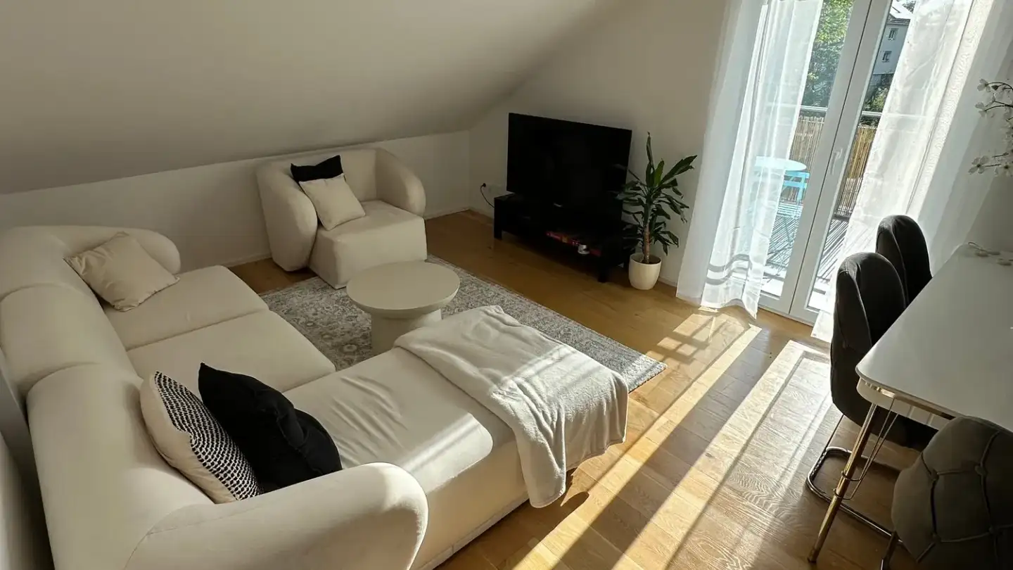 Dachgeschosswohnung mieten - Sankt Georgenstrasse 211, 9011 St. Gallen