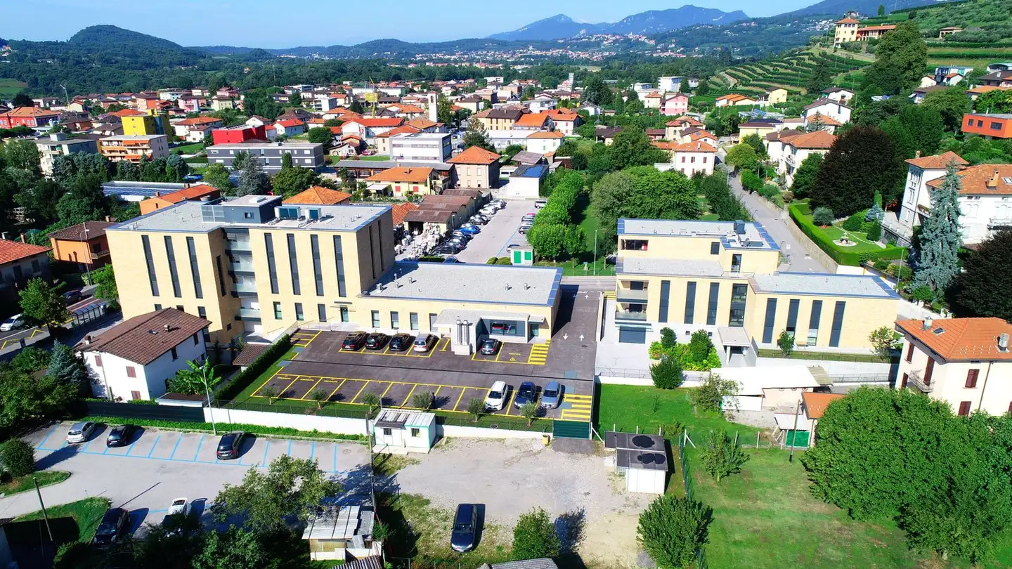 Parcheggio coperto in affitto - Via Monte Generoso 2, 6877 Coldrerio
