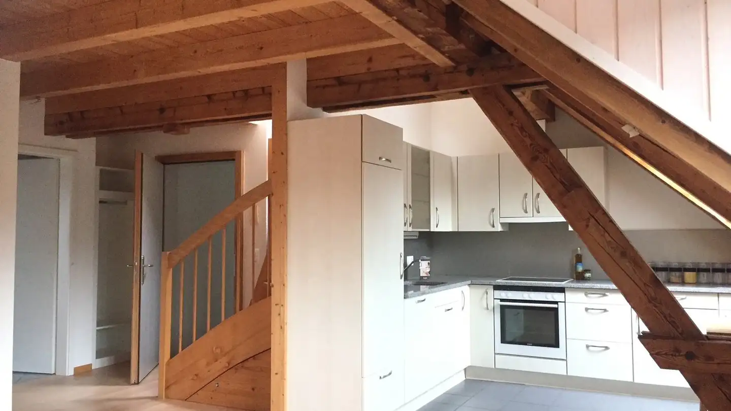 Dachgeschosswohnung mieten - Eichliackerstrasse 78, 8406 Winterthur - Foto 2