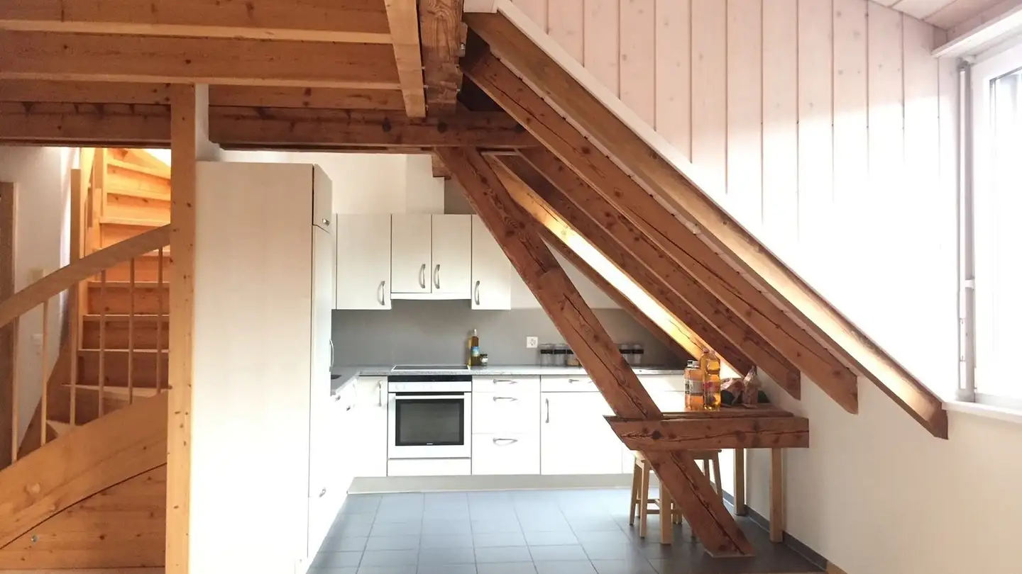 Dachgeschosswohnung mieten - Eichliackerstrasse 78, 8406 Winterthur - Foto 3