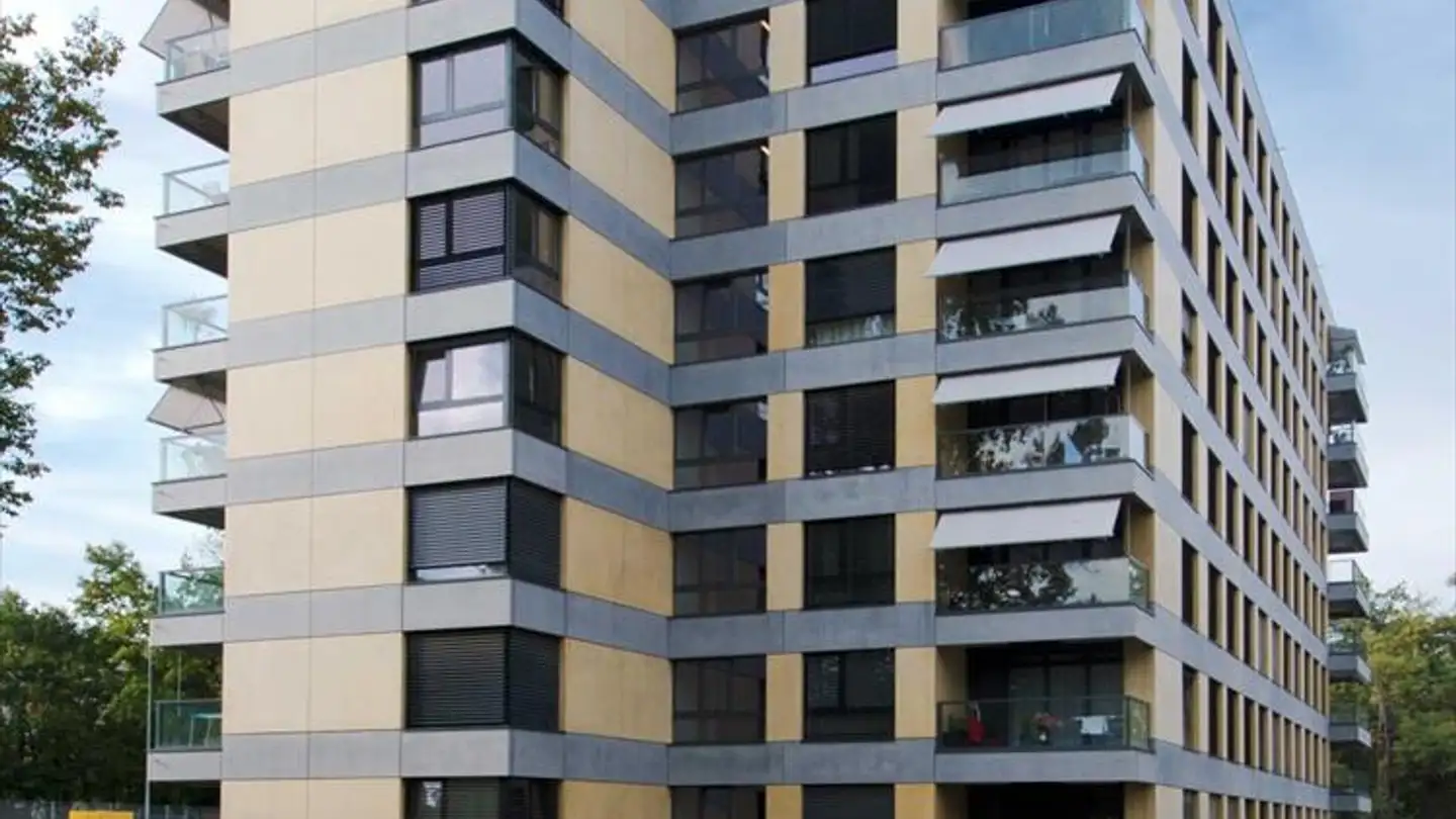 Place de parking extérieure à louer - Chemin De Grange-Canal 38, 1224 Chêne-Bougeries