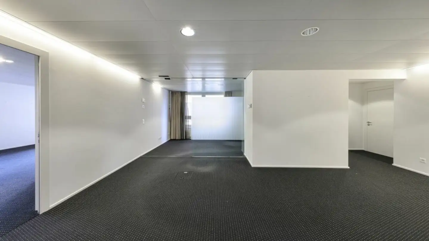 Spazio ufficio in affitto - Viale Bartolomeo Papio 6, 6612 Ascona - Photo 4