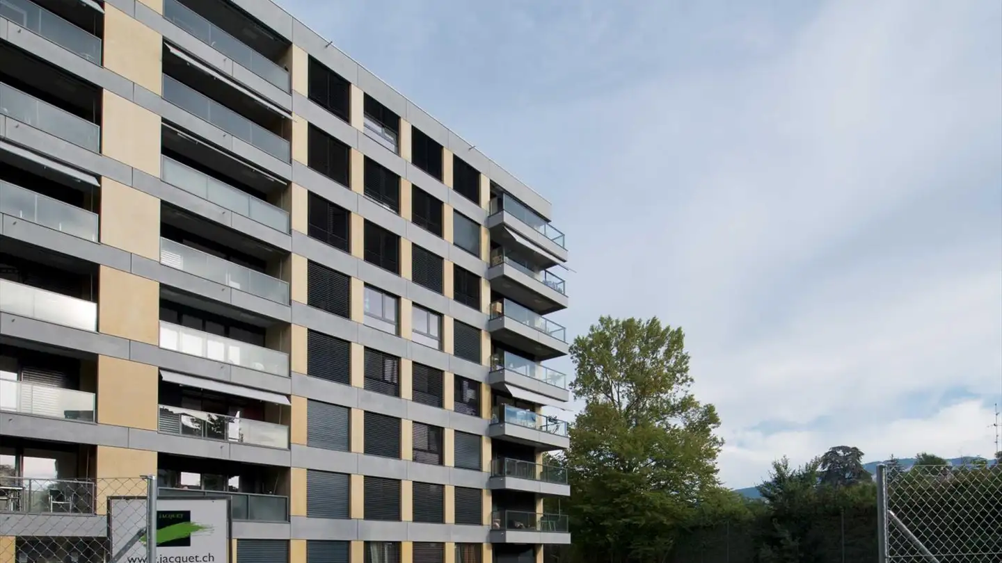 Outdoor parking space for rent - Chemin De Grange-Canal 38, 1224 Chêne-Bougeries - Photo 3