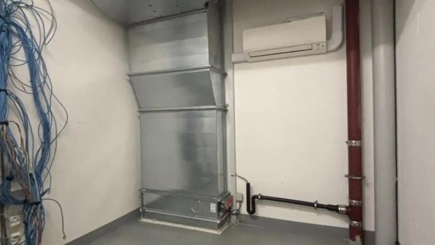 Espace de stockage à louer - Avenue Louis- Casaï 86a, 1216 Cointrin - Photo 3