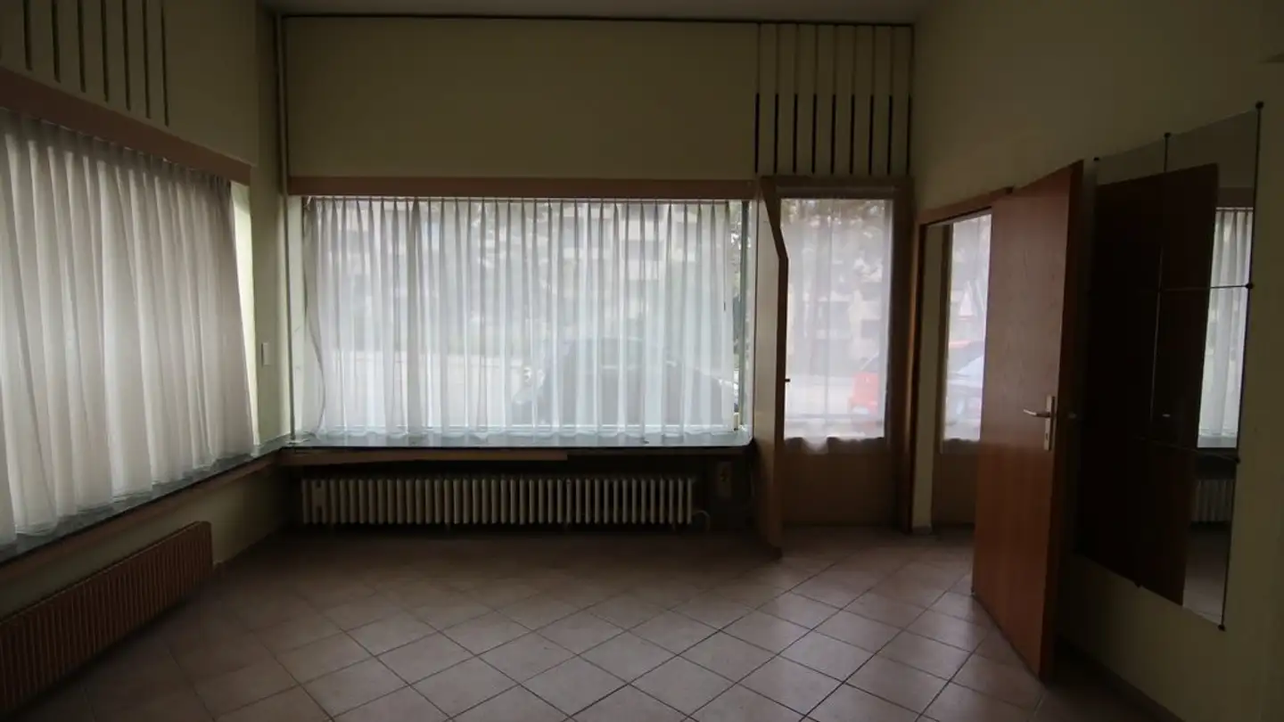 Commercial for rent - Birmensdorferstrasse 525, 8055 Zürich - Photo 2