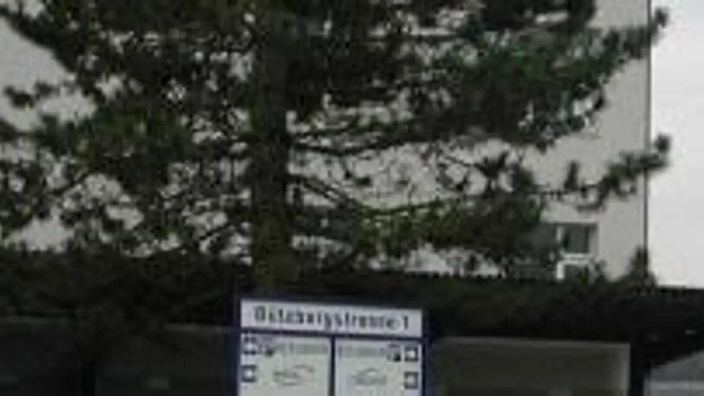 Proprietà industriale in affitto - Bützbergstrasse 1, 4912 Aarwangen - Photo 2