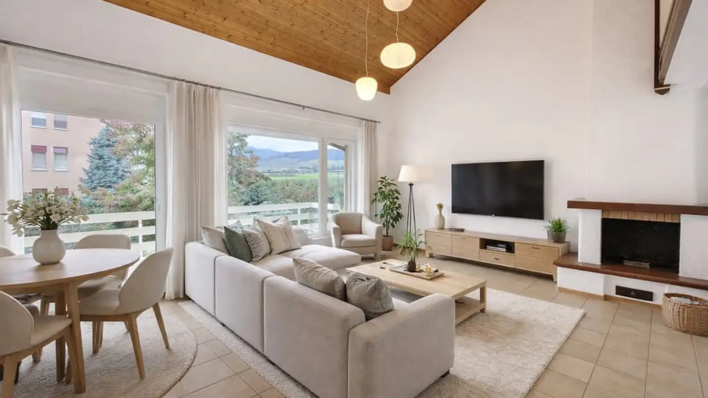 Apartment for sale - 1195 Bursinel