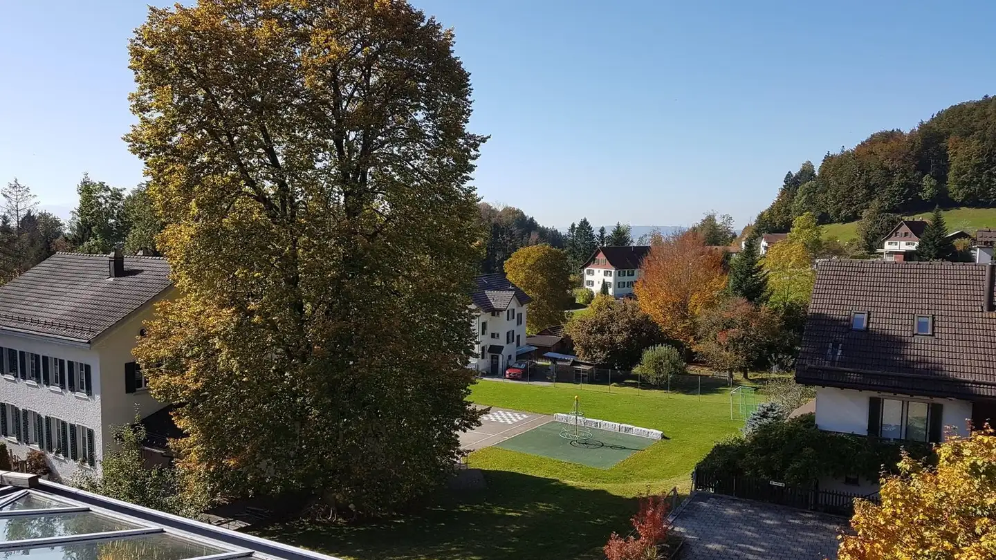 Wohnung mieten - Badstrasse 2, 8340 Hinwil - Foto 2