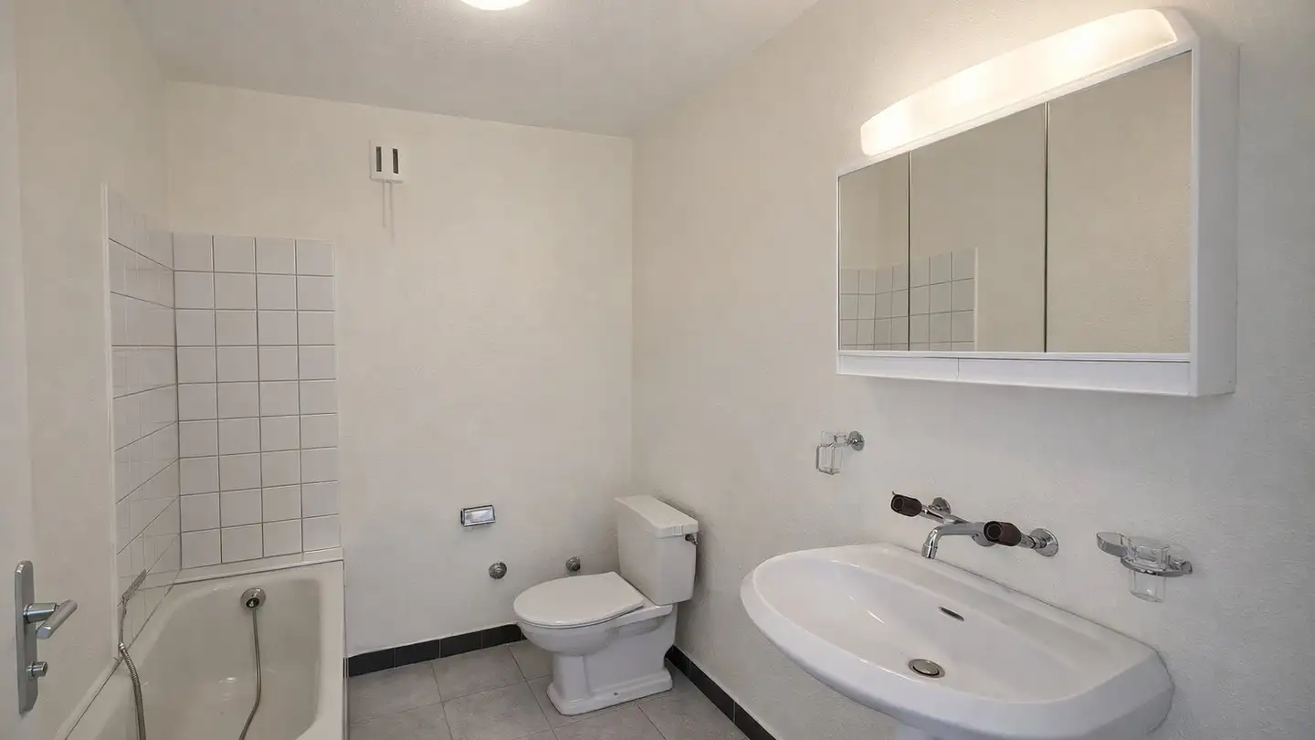 Appartamento in affitto - Rue Du Crêt 1, 2300 La Chaux-de-Fonds - Foto 4