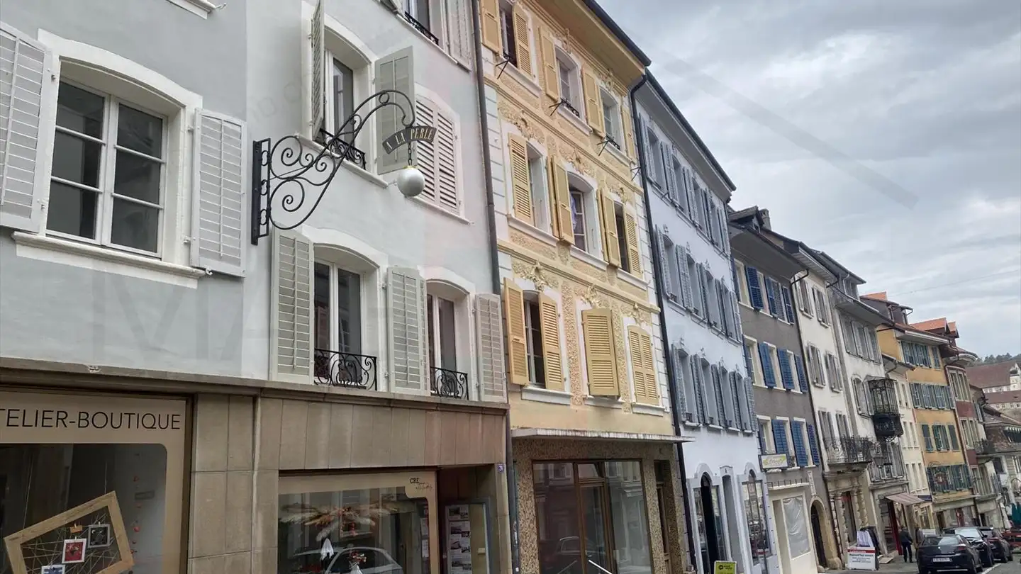 Mixed-use building for sale - 2900 Porrentruy