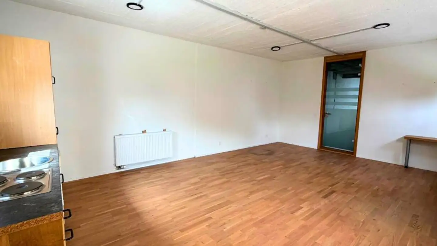 Commercial for rent - Rue Du Tirage 15, 1630 Bulle - Photo 2