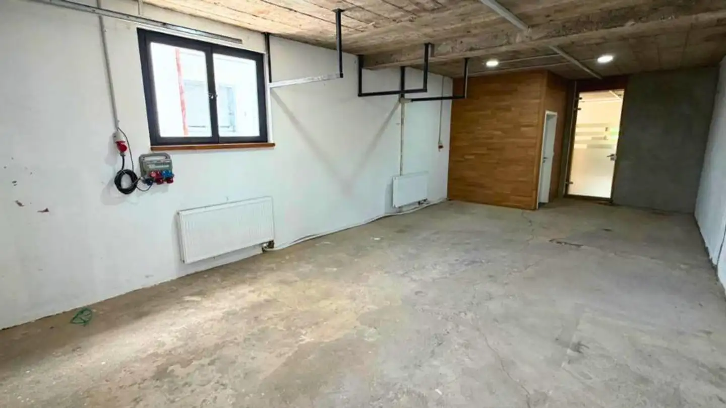 Commercial for rent - Rue Du Tirage 15, 1630 Bulle - Photo 4