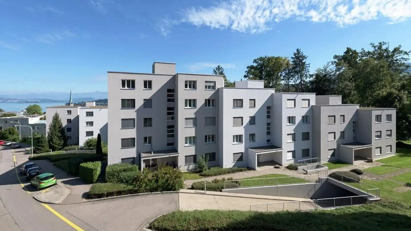 Tiefgaragenstellplatz mieten - Bodenstrasse, 8805 Richterswil